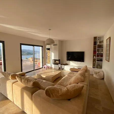 With Sea And Mountain Views * Conca