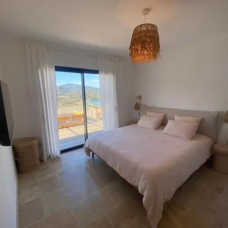 With Sea And Mountain Views Conca